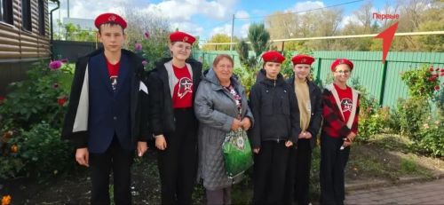 Первые Спасского района поздравили пожилых земляков