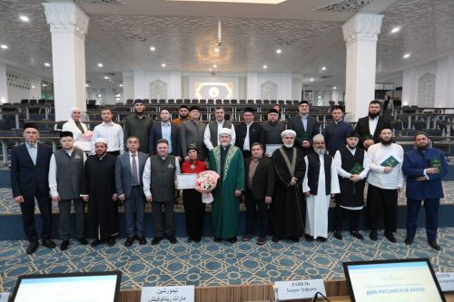 В Болгарской исламской академии вручили дипломы докторам исламских наук