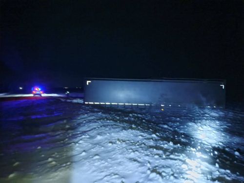 Фура съехала в кювет в Спасском районе