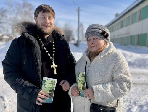 В Болгаре православная молодёжь раздавала буклеты о смысле Масленицы и Великого поста