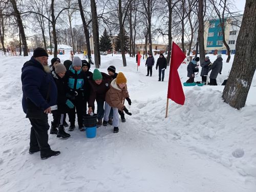 В центральном парке Болгара прошла детская «Зарница»