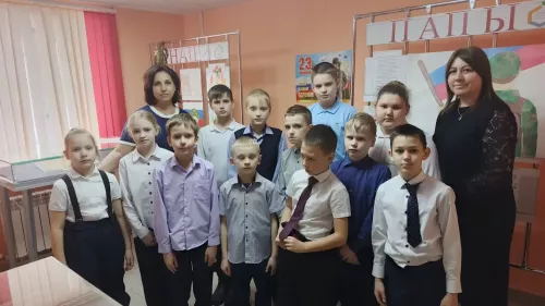 Школьники познакомились с архивным делом