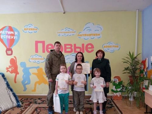 Сотрудники заповедника «Спасский» наградили победителей экоконкурса в Алексеевском районе