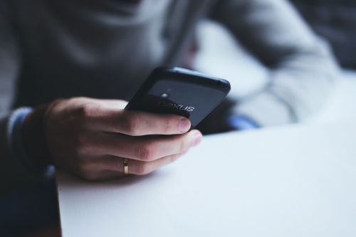 Учительница из Спасского района перевела мошенникам почти полмиллиона рублей