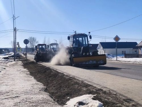 В городе Болгар начались весенние работы по благоустройству города