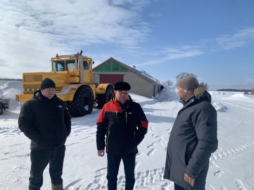 Замминистра сельского хозяйства РТ оценил готовность аграриев Спасского района к весенне-полевым работам