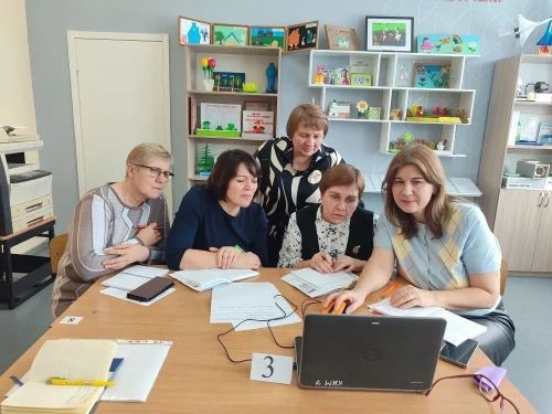 Учителя русского языка Спасского района обменялись опытом на семинаре в Кимовской школе