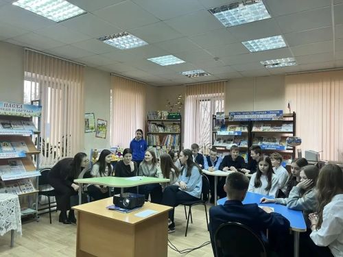 В детской библиотеке Болгара прошёл космический квиз для школьников