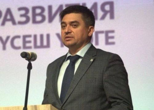 Глава Спасского района поздравил работников местного самоуправления с профессиональным праздником
