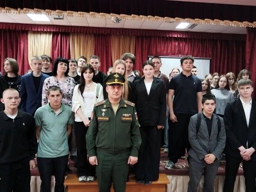Военный комиссар встретился со школьниками Спасского района