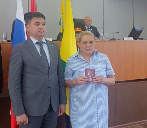 Пятерым погибшим бойцам СВО из Спасского района вручили награды посмертно