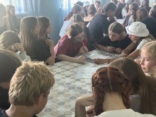 Сотрудники заказника «Спасский» провели для детей из лагеря «Болгар» экологический урок с VR-технологиями