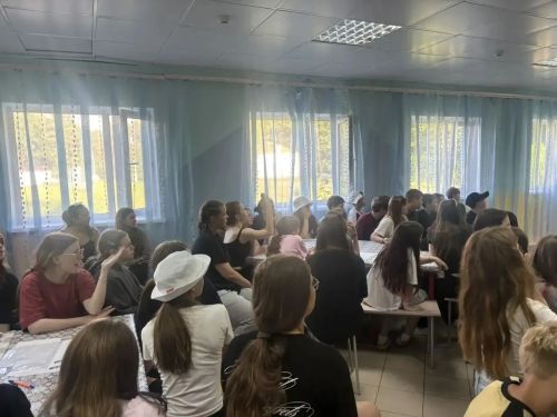 Сотрудники заказника «Спасский» провели для детей из лагеря «Болгар» экологический урок с VR-технологиями