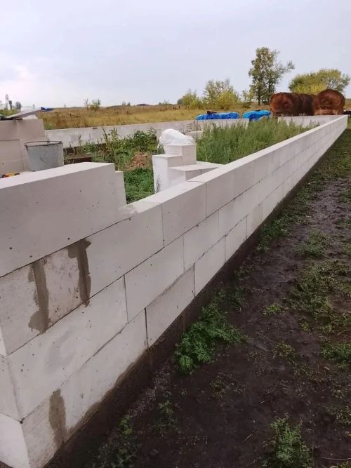 Господдержка помогает владельцам ЛПХ строить фермы в Спасском районе