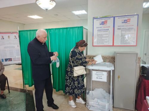 Глава Спасского района проголосовал на выборах