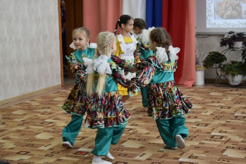В детском саду «Колосок» прошёл праздничный концерт «Мелодия родного языка»