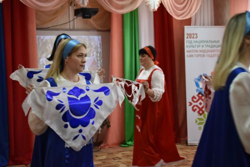 В детском саду «Колосок» прошёл праздничный концерт «Мелодия родного языка»
