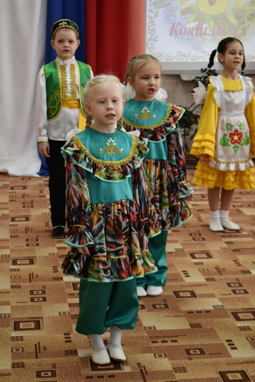 В детском саду «Колосок» прошёл праздничный концерт «Мелодия родного языка»
