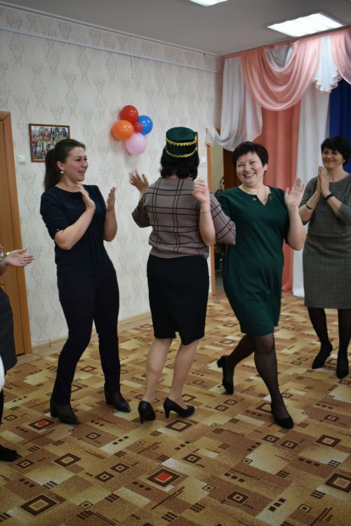 В детском саду «Колосок» прошёл праздничный концерт «Мелодия родного языка»