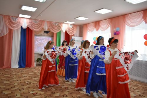 В детском саду «Колосок» прошёл праздничный концерт «Мелодия родного языка»
