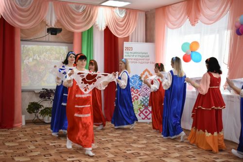В детском саду «Колосок» прошёл праздничный концерт «Мелодия родного языка»