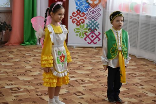 В детском саду «Колосок» прошёл праздничный концерт «Мелодия родного языка»