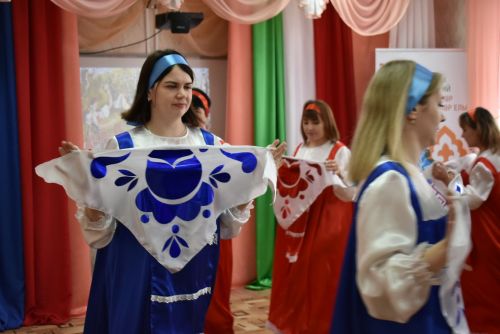 В детском саду «Колосок» прошёл праздничный концерт «Мелодия родного языка»