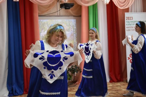 В детском саду «Колосок» прошёл праздничный концерт «Мелодия родного языка»