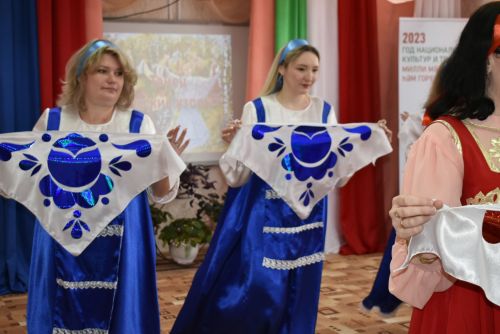 В детском саду «Колосок» прошёл праздничный концерт «Мелодия родного языка»