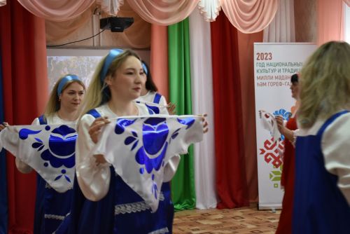 В детском саду «Колосок» прошёл праздничный концерт «Мелодия родного языка»