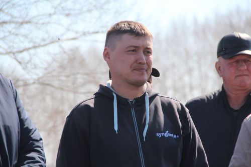 «Пора начинать сев!»: Фаргат Мухаметов провёл совещание со спасскими фермерами