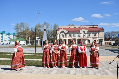 Народные гулянья по случаю празднования Красной горки прошли на главной площади Болгара