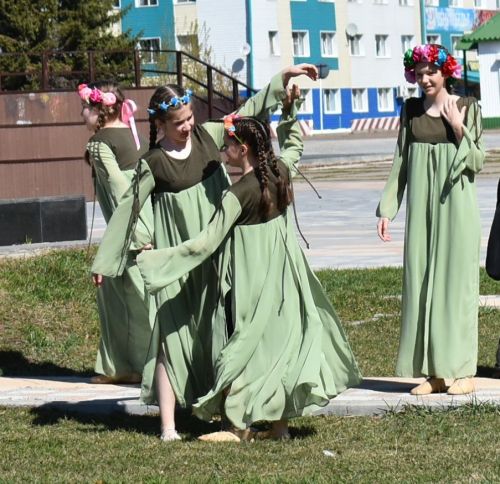 Народные гулянья по случаю празднования Красной горки прошли на главной площади Болгара
