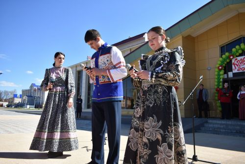 Народные гулянья по случаю празднования Красной горки прошли на главной площади Болгара