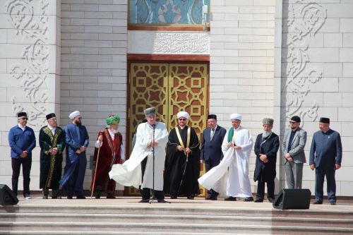 В Болгаре отметили дату официального принятия ислама в Волжской Булгарии традиционным «Изге Болгар жыены»