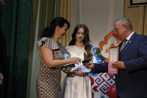 В Болгаре прошёл районный выпускной бал