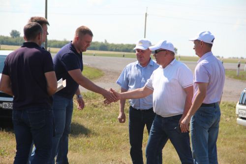 В Спасском районе прошёл парад комбайнов