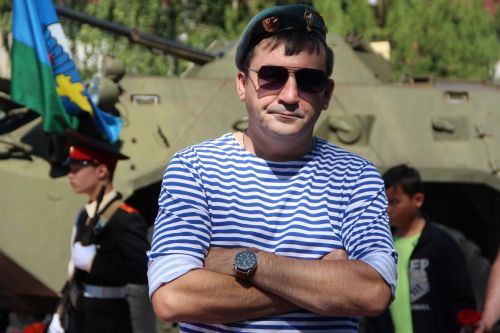 В Болгаре прошёл митинг ко Дню ВДВ