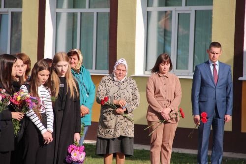 Мемориальную доску в память о погибшем участнике спецоперации открыли в Болгаре