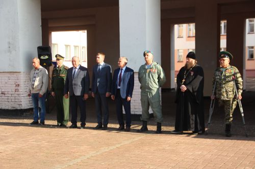 Открытие мемориальной доски в память о Кавалере Ордена Мужества Раисе Зиннатуллине в Болгарской кадетской школе-интернате им. П.А.Карпова