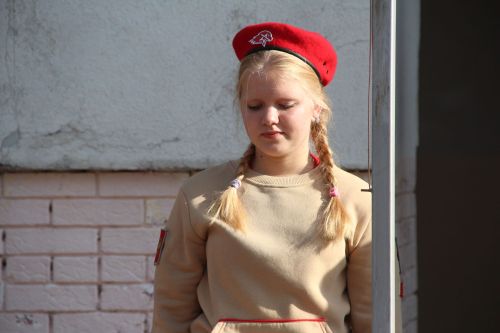 Открытие мемориальной доски в память о Кавалере Ордена Мужества Раисе Зиннатуллине в Болгарской кадетской школе-интернате им. П.А.Карпова