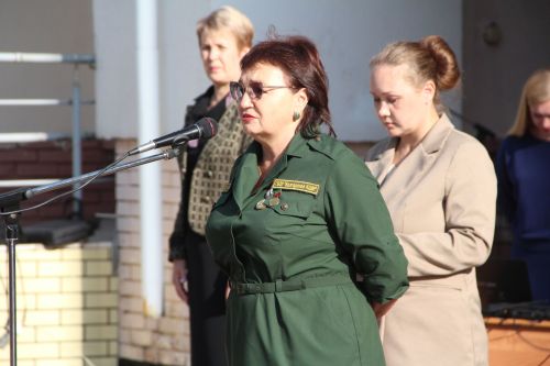 Открытие мемориальной доски в память о Кавалере Ордена Мужества Раисе Зиннатуллине в Болгарской кадетской школе-интернате им. П.А.Карпова