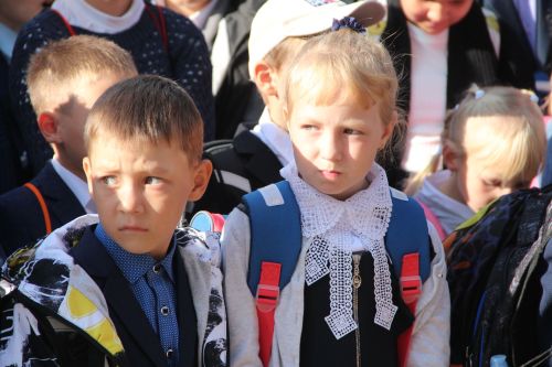 Открытие мемориальной доски в память о Кавалере Ордена Мужества Раисе Зиннатуллине в Болгарской кадетской школе-интернате им. П.А.Карпова