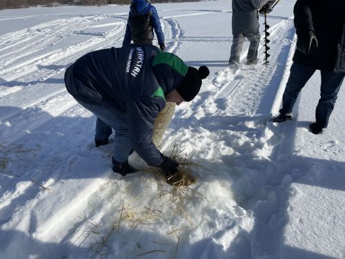 Глава Спасского района Фаргат Мухаметов принял участие в экологической акции "Рыбе - быть!"