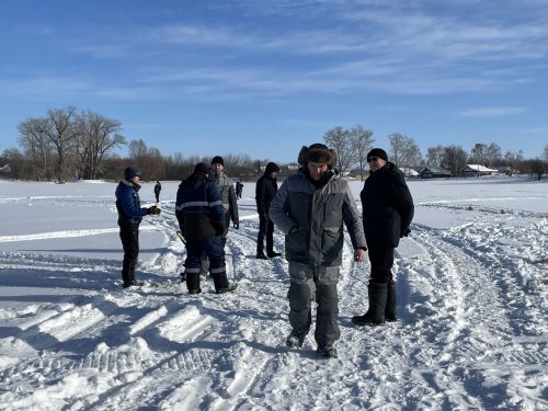 Глава Спасского района Фаргат Мухаметов принял участие в экологической акции "Рыбе - быть!"