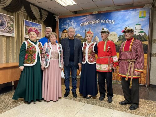 В Болгаре прошёл благотворительный концерт в поддержку военнослужащих, отправившихся на СВО из Спасского района.