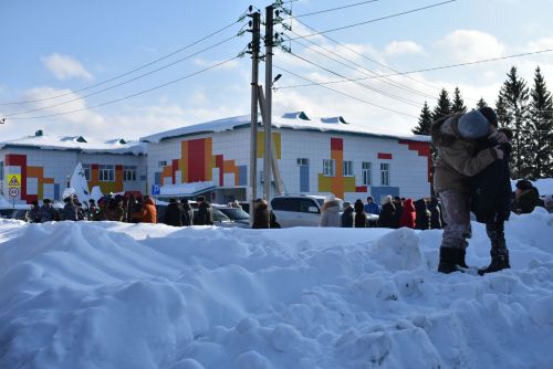 В Болгаре простились с погибшим бойцом СВО Алексеем Кошкиным