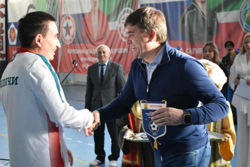 В Болгаре открылись состязания по мини-футболу