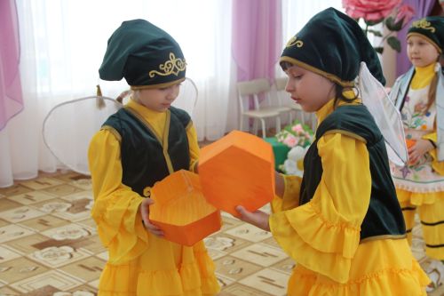 Воспитанники детского сада «Солнышко» поставили спектакль на татарском языке