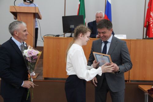 Чествование призёров республиканских предметных олимпиад и их наставников